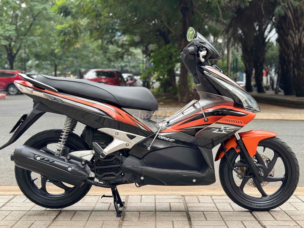 Honda Airblade 2007 госномер Хошимина тихий мотор отличный вид