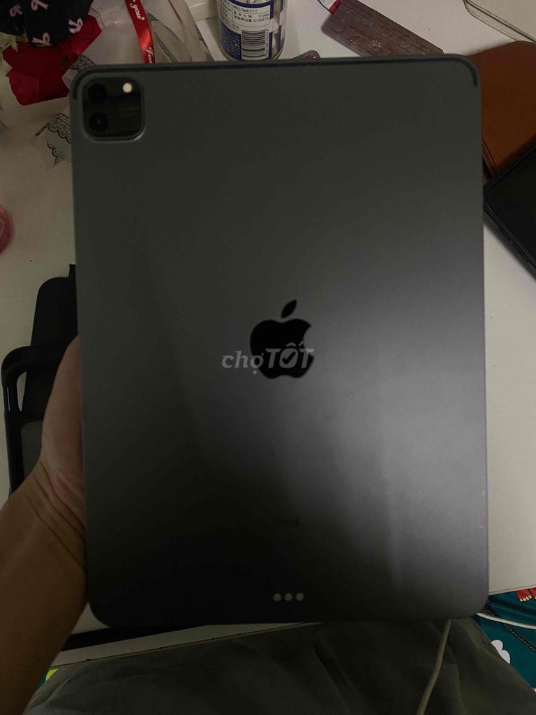 Ipad pro m1 11inch 256gb còn mới , pin 100%