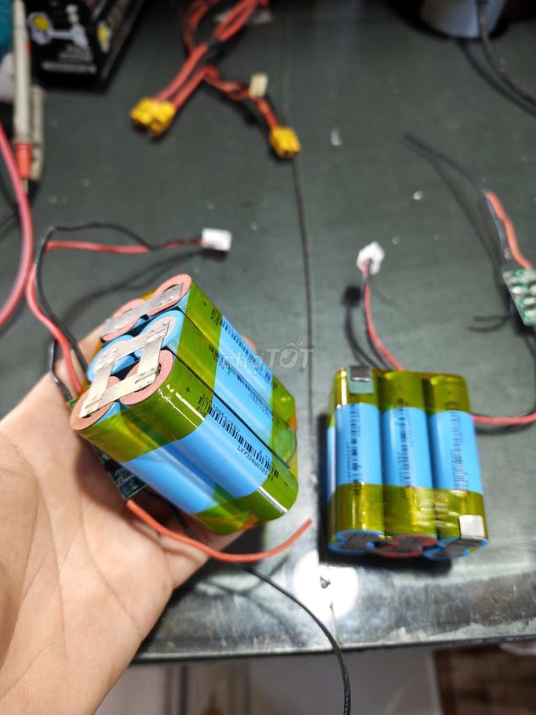 Pin 12v cho quạt đèn. Mua bán Đồ chuyên dụng, Giống nuôi trồng tại Huyện Nhơn Trạch Đồng Nai được đăng bởi su pham hình 1