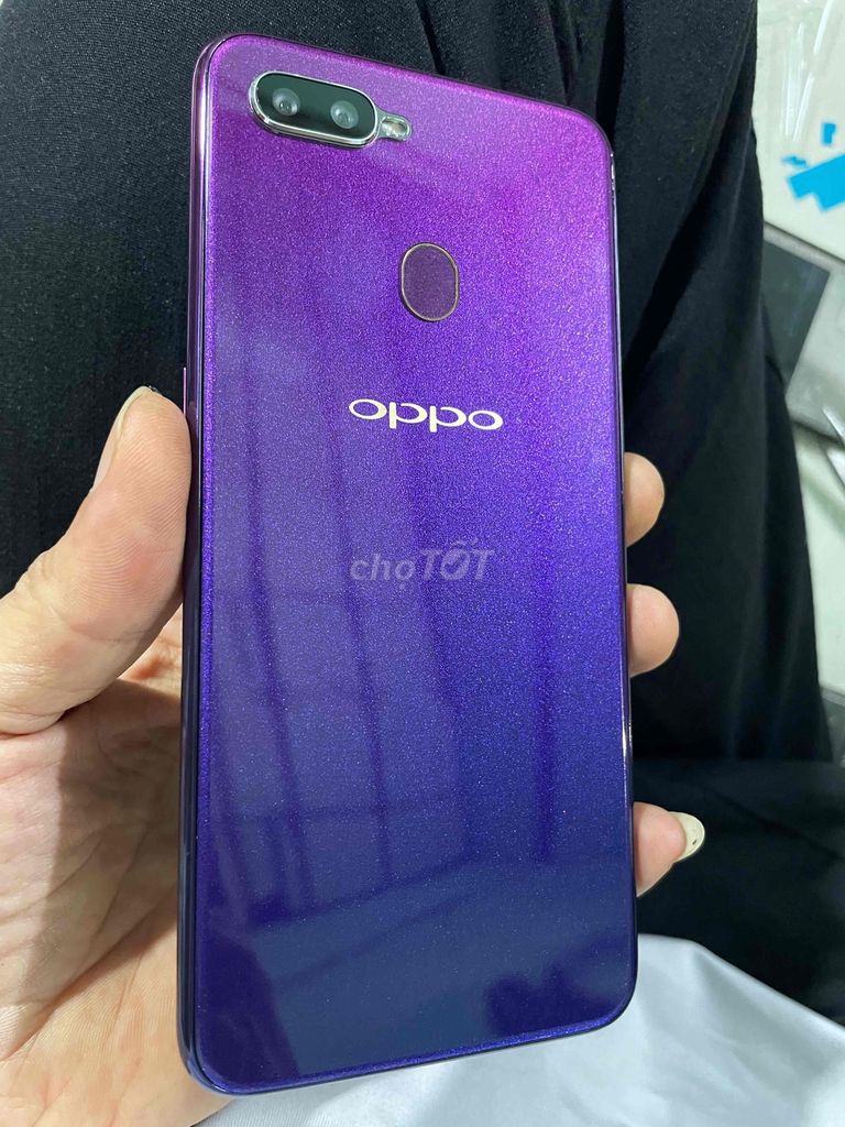 Oppo F9 ram 4/64G máy zin đẹp xuất sắc cho ace