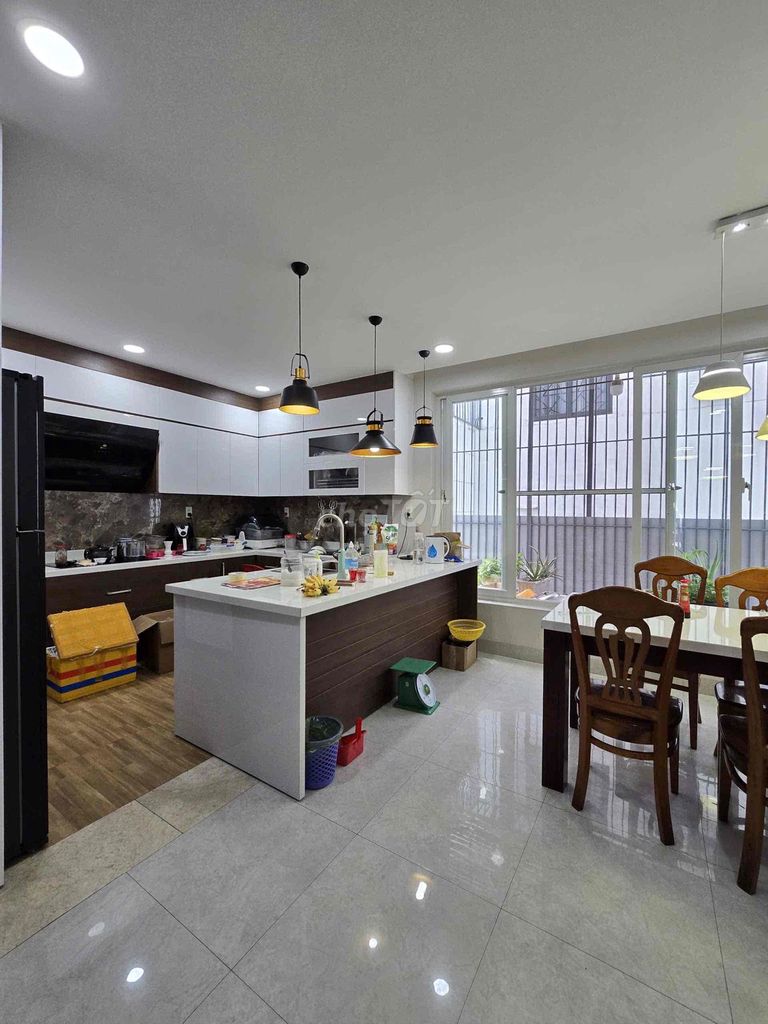 Аренда · 4 комн. · 120 м² · Thành phố Nha Trang, ул. Bùi Thiện Ngộ