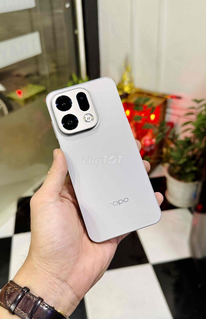 Oppo Find X9 256GB Titan pin 100%. Mua bán Điện thoại tại Quận Đống Đa Hà Nội được đăng bởi Lâm Bảo Tuyên hình 1