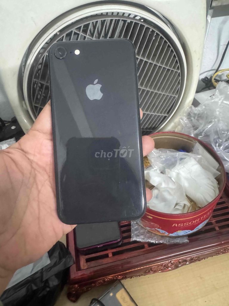 iPhone 8 128GB Đen. Mua bán Điện thoại tại Thành phố Thủ Đức Tp Hồ Chí Minh được đăng bởi Ngoc Trâm Mobile hình 1