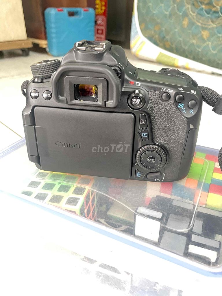 Canon 70D hàng LBM như mới