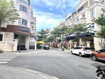 Nguyên Căn Cityland Park Hills P10 Gò Vấp- 5x20m 1 Hầm 4 Lầu Giá 40Tr. Cho thuê nhà ở tại Quận Gò Vấp Tp Hồ Chí Minh được đăng bởi Trần Văn Tú