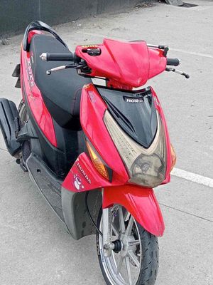 xe nha không đi nên can bán. Mua bán Xe máy tại Thành phố Thủ Dầu Một Bình Dương được đăng bởi Phong Lê