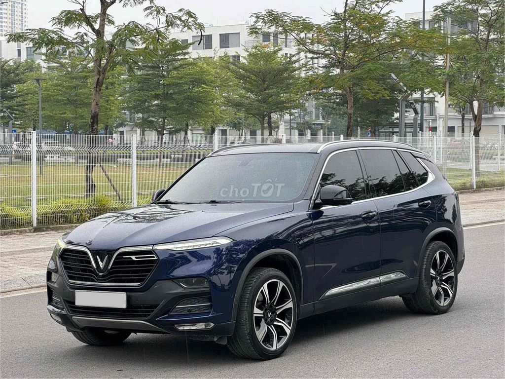 VinFast Lux SA2.0 2019 Premium 2.0 AT - 48000 km. Mua bán Ô tô tại Quận Thanh Xuân Hà Nội được đăng bởi Trần Quang Huy hình 3