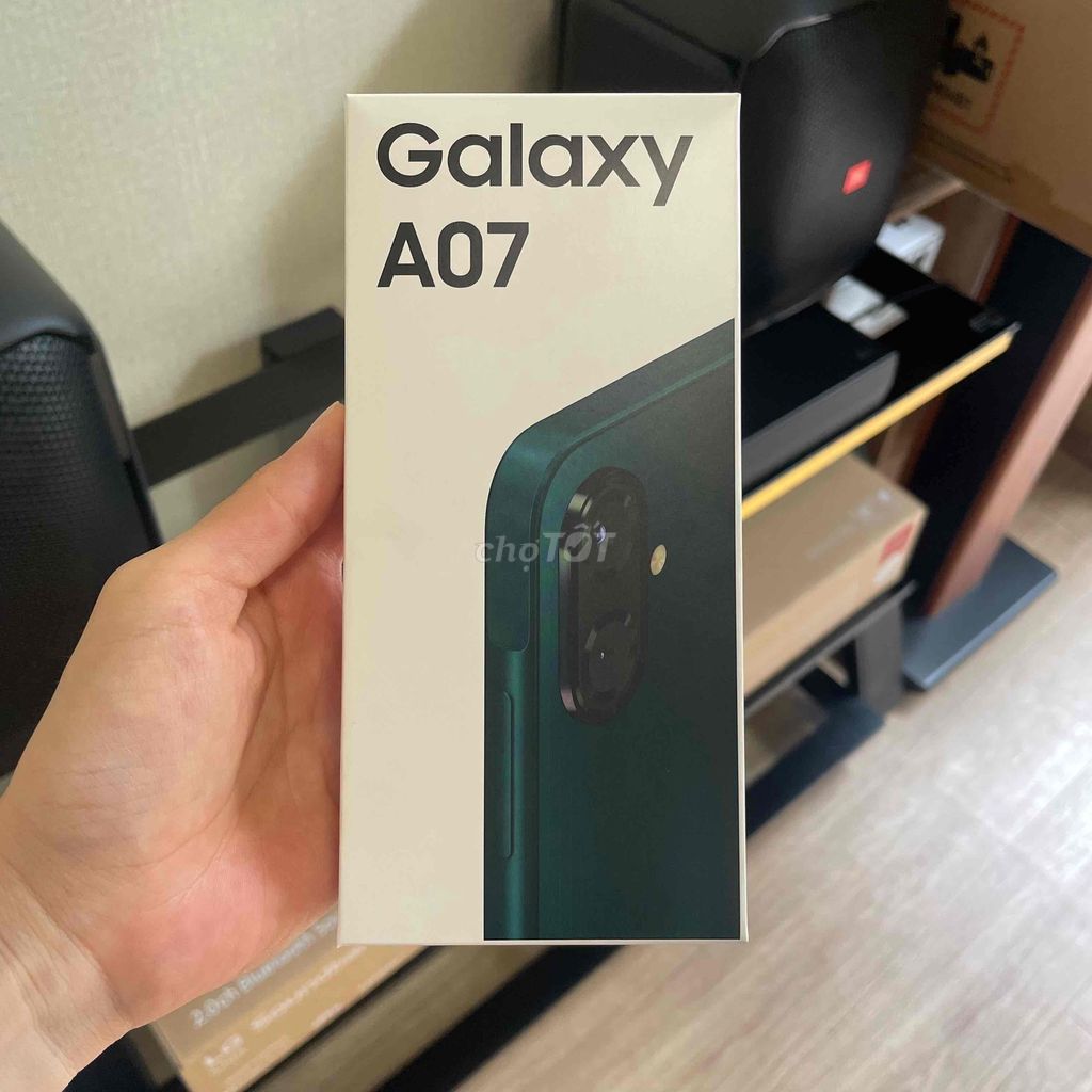 Samsung A07 4/128GB Xanh new seal Bh chính hãng VN. Mua bán Điện thoại tại Quận 10 Tp Hồ Chí Minh được đăng bởi 24hShop hình 1