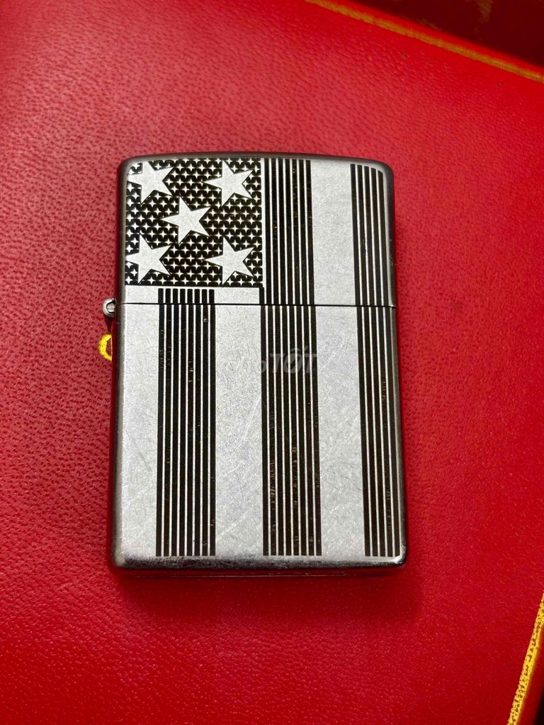 Bật lửa Zippo màu bạc. Mua bán Đồ sưu tầm, đồ cổ tại Quận Bình Tân Tp Hồ Chí Minh được đăng bởi Gấu Phạm hình 1
