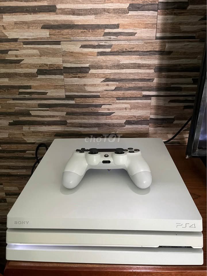 Sony PS4 Pro 1TB Trắng. Mua bán Thiết bị chơi game tại Quận Ngũ Hành Sơn Đà Nẵng được đăng bởi Nguyễn Cao Tiến hình 1