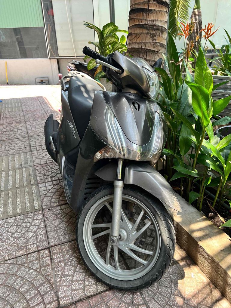 Honda SH 125i 2013 серый 138 тыс. км