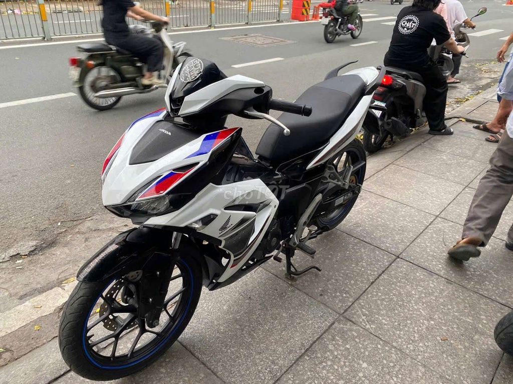 Honda Winner V3 2023 Белый б/у
