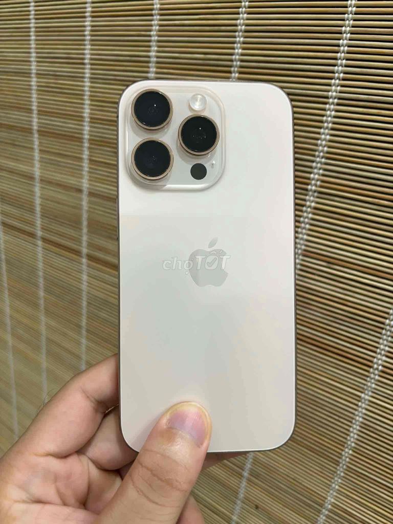 Apple iPhone 16 Pro 256GB Trắng Mới Nguyên Seal. Mua bán Điện thoại tại Quận Hai Bà Trưng Hà Nội được đăng bởi Nguyễn Thành Đạt hình 1