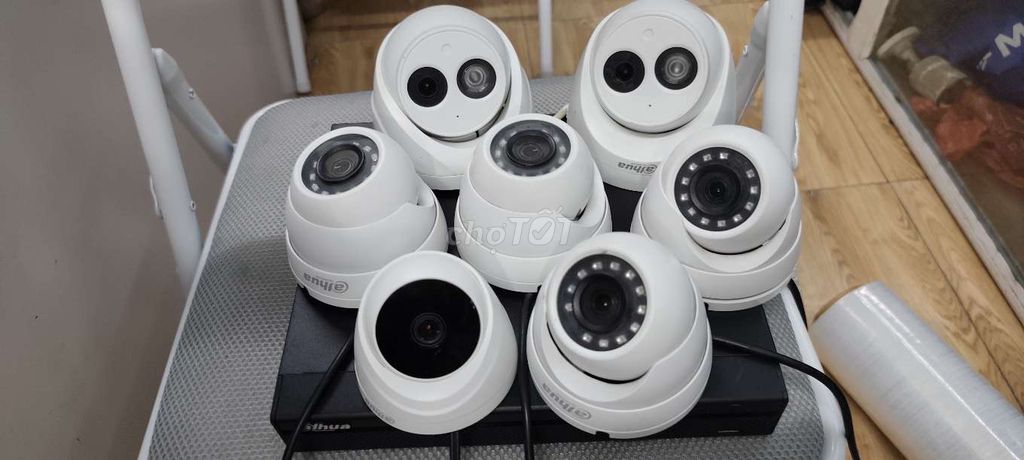 Camera an ninh Dahua 7 mắt 8 cổng Trắng, Đen. Mua bán Máy ảnh, Máy quay tại Quận Hoàng Mai Hà Nội được đăng bởi Ninh Vân hình 1