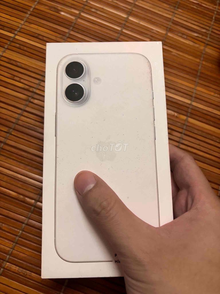 Apple iPhone 17 Trắng 100% pin 107 lần sạc. Mua bán Điện thoại tại Quận Cầu Giấy Hà Nội được đăng bởi Trần Minh Đức hình 1