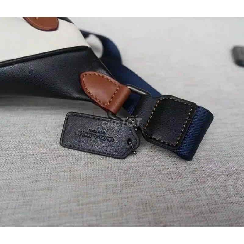 Túi đeo chéo Coach Rivington. Mua bán Túi xách tại Thành phố Thủ Đức Tp Hồ Chí Minh được đăng bởi Huy Mập hình 4