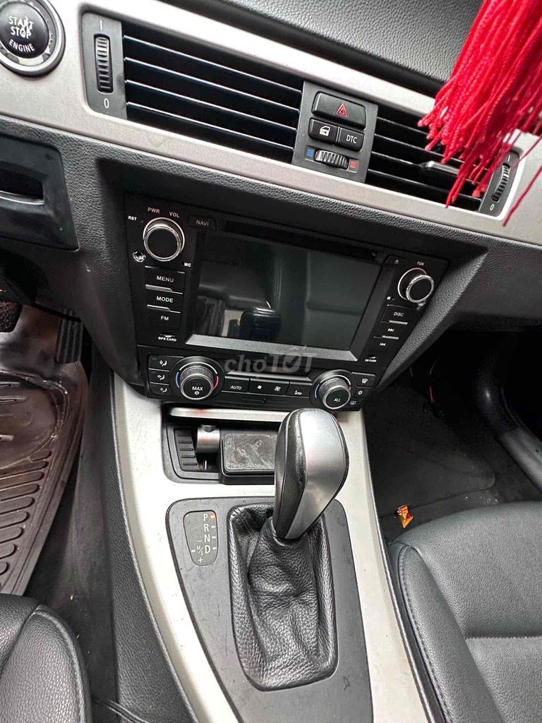 BMW 3 Series 2011 320i ( bmw e90)  - 100000 km. Mua bán Ô tô tại Quận Tân Phú Tp Hồ Chí Minh được đăng bởi Anh Tú hình 3