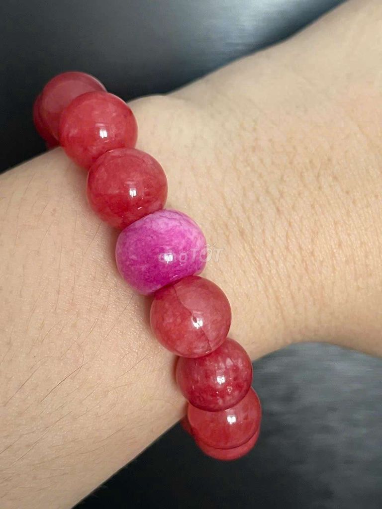 Vòng tay đá mã não phong thủy 14li. Mua bán Phụ kiện thời trang khác tại Quận 7 Tp Hồ Chí Minh được đăng bởi Chuồn Chuồn Ớt  hình 1