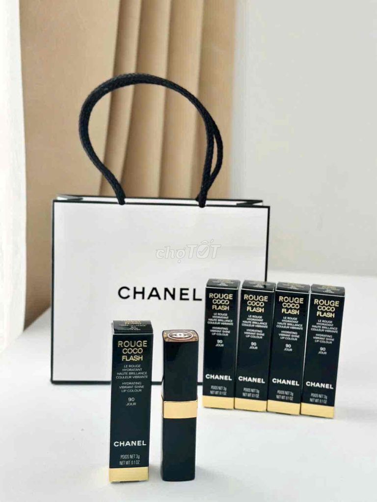 Son dưỡng Chanel Rouge Coco Flash. Mua bán Phụ kiện thời trang khác tại Quận 10 Tp Hồ Chí Minh được đăng bởi Baby Girl Lovely hình 1