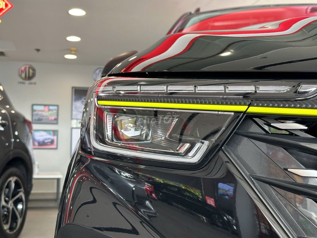 MG RX5 LUX mới 100% rẻ hơn xe lướt - Chỉ 2 suất. Mua bán Ô tô tại Quận 5 Tp Hồ Chí Minh được đăng bởi Huy Trần hình 4