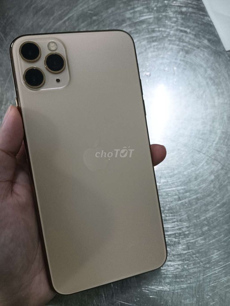 iPhone 11 Pro Max 64GB Vàng 99%. Mua bán Điện thoại tại Quận Hải Châu Đà Nẵng được đăng bởi hoài An  hình 1