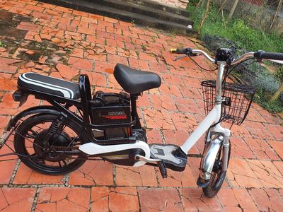 Xe đạp điện như hình. Mua bán Xe điện tại Huyện Vũng Liêm Vĩnh Long được đăng bởi Shop đồ cũ 