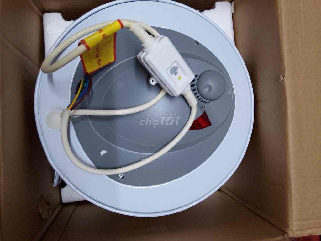 Bình nóng lạnh Ferroli 50L Trắng. Mua bán Thiết bị vệ sinh, nhà tắm tại Thành phố Thủ Đức Tp Hồ Chí Minh được đăng bởi ha phuong hình 1