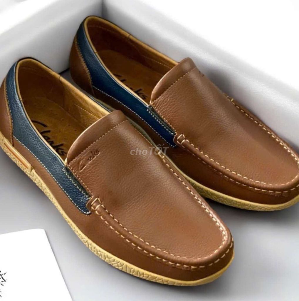 Clarks nhiều mẫu