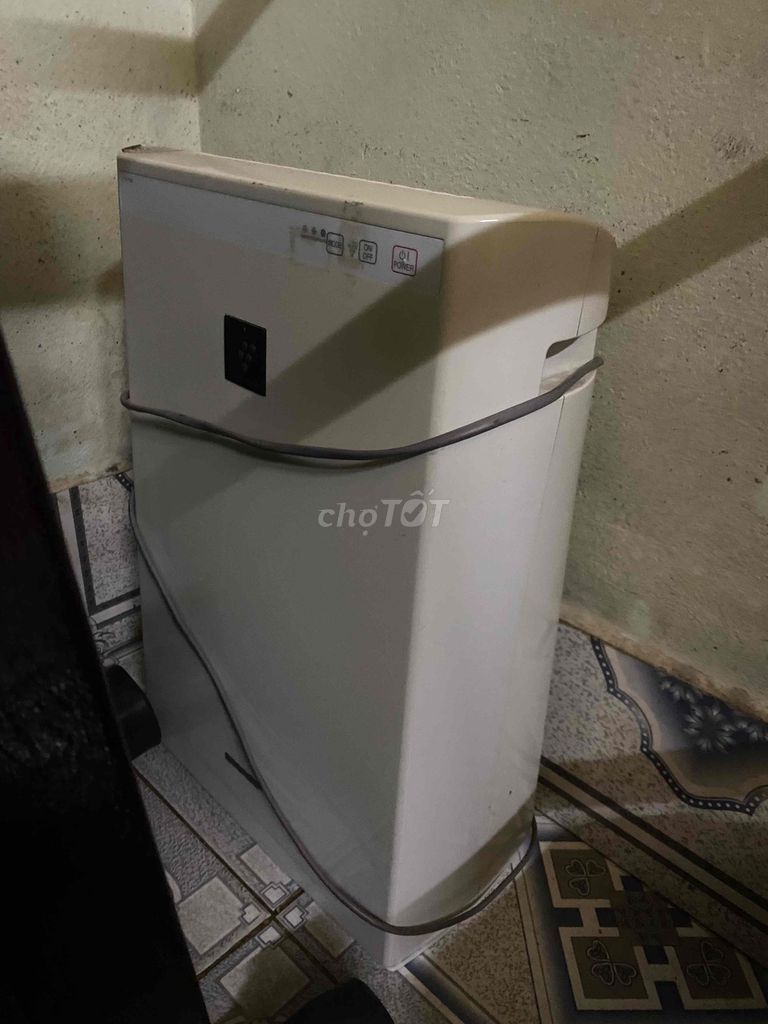Máy lọc không khí Sharp FUy30 Trắng, ion bao test. Mua bán Nội thất, đồ gia dụng khác tại Huyện Bình Chánh Tp Hồ Chí Minh được đăng bởi NĐ hình 1