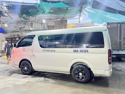 Toyota Hiace 2006 - 123456 km. Mua bán Ô tô tại Huyện Bình Chánh Tp Hồ Chí Minh được đăng bởi Nguyen Linh