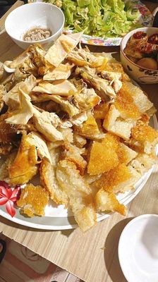 Gà bó xôi. Mua bán Đồ ăn, thực phẩm và các loại khác tại Huyện Trảng Bom Đồng Nai được đăng bởi Nguyễn Quốc Huy