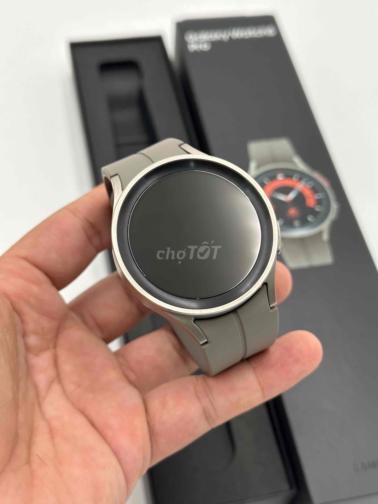 Samsung Galaxy Watch 5 Pro fullbox likenew