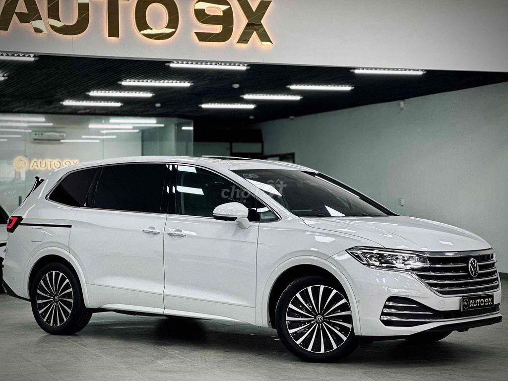 🚘 Volkswagen Viloran 2024 Luxury Siêu Lướt 9.000km. Mua bán Ô tô tại Thành phố Thủ Đức Tp Hồ Chí Minh được đăng bởi Tấn Lợi  hình 18