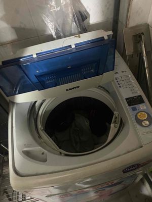thanh lý máy giặt sanyo 7 kg đang dùng