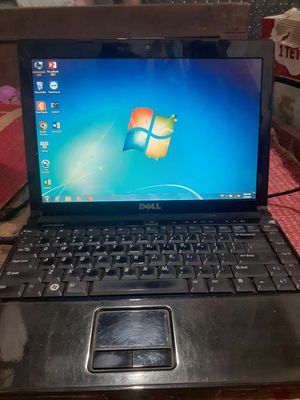 Bán laptop Dell màn đẹp giá xác 100k.. Mua bán Laptop tại Huyện Ea Kar Đắk Lắk được đăng bởi Ưng Chim
