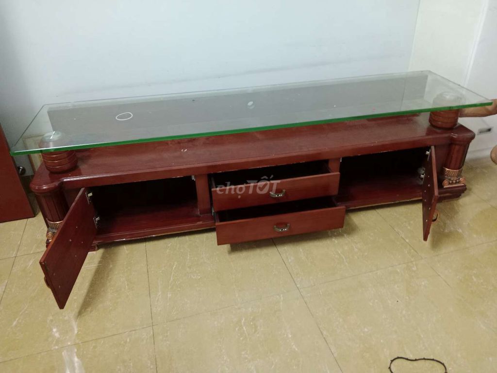 Kệ tủ Gỗ Kính Nâu đỏ 2.1m. Mua bán Tủ, kệ gia đình tại Quận Tân Phú Tp Hồ Chí Minh được đăng bởi Ngân Nguyên hình 1