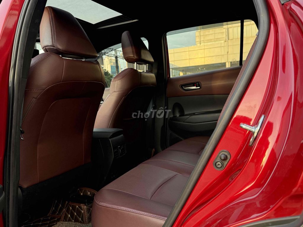 Toyota Corolla Cross 2021 1.8HV - 25800 km - 1 Chủ. Mua bán Ô tô tại Quận Bình Thạnh Tp Hồ Chí Minh được đăng bởi Công Sang hình 9