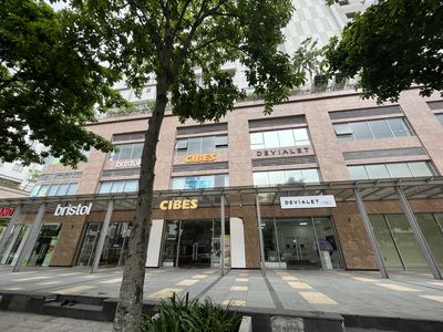 TIN THẬT GIÁ THẬT. SHOP SARIMI VIEW CÔNG VIÊN CẦN CHO THUÊ