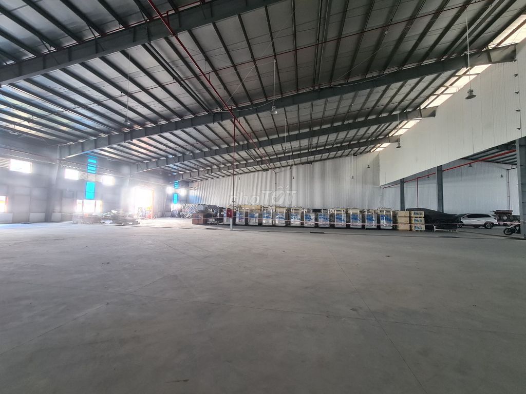 Cho thuê kho xưởng KCN Long Hậu, Long An kv: 10.000m2, xưởng : 3.000m2