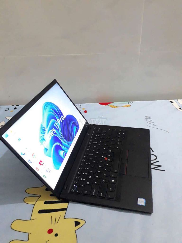 Thinkpad X1 Carbon gen 6, core i7- 8650u bản LTE