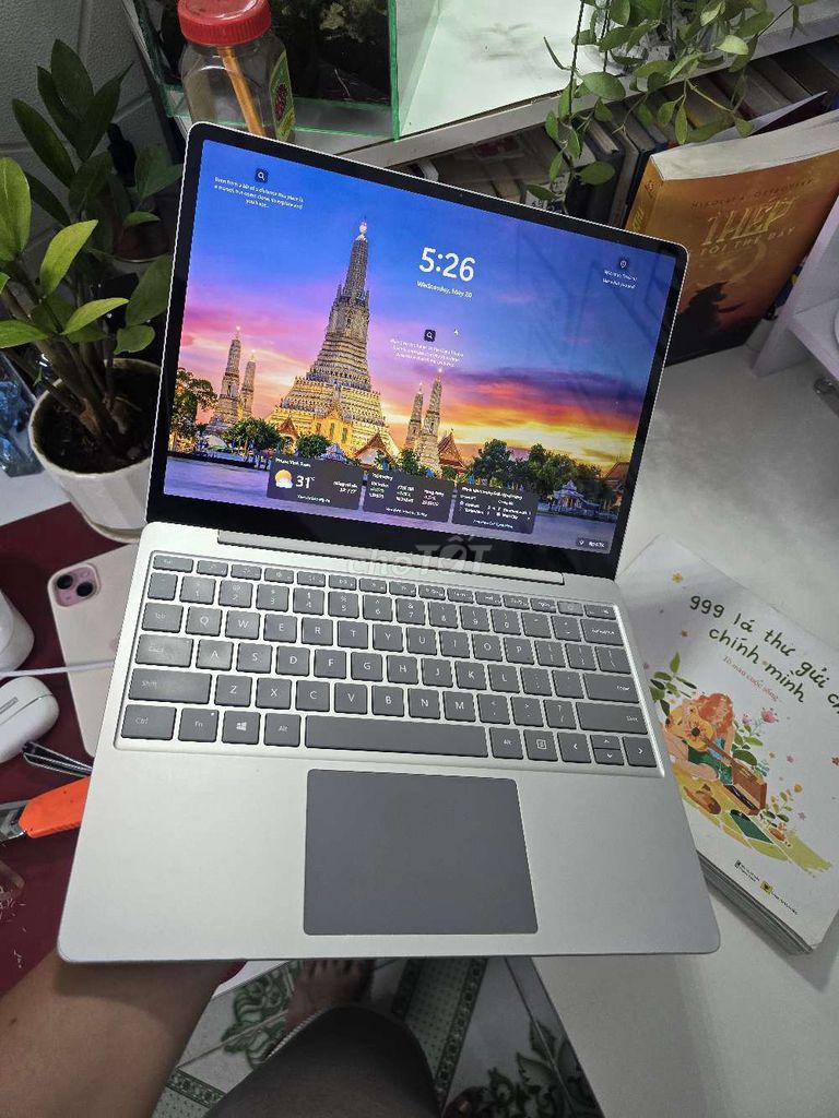 Surface Laptop Go I5 1035G1 12.4 inch 16GB/256GB. Mua bán Laptop tại Quận Gò Vấp Tp Hồ Chí Minh được đăng bởi Gaara hình 1
