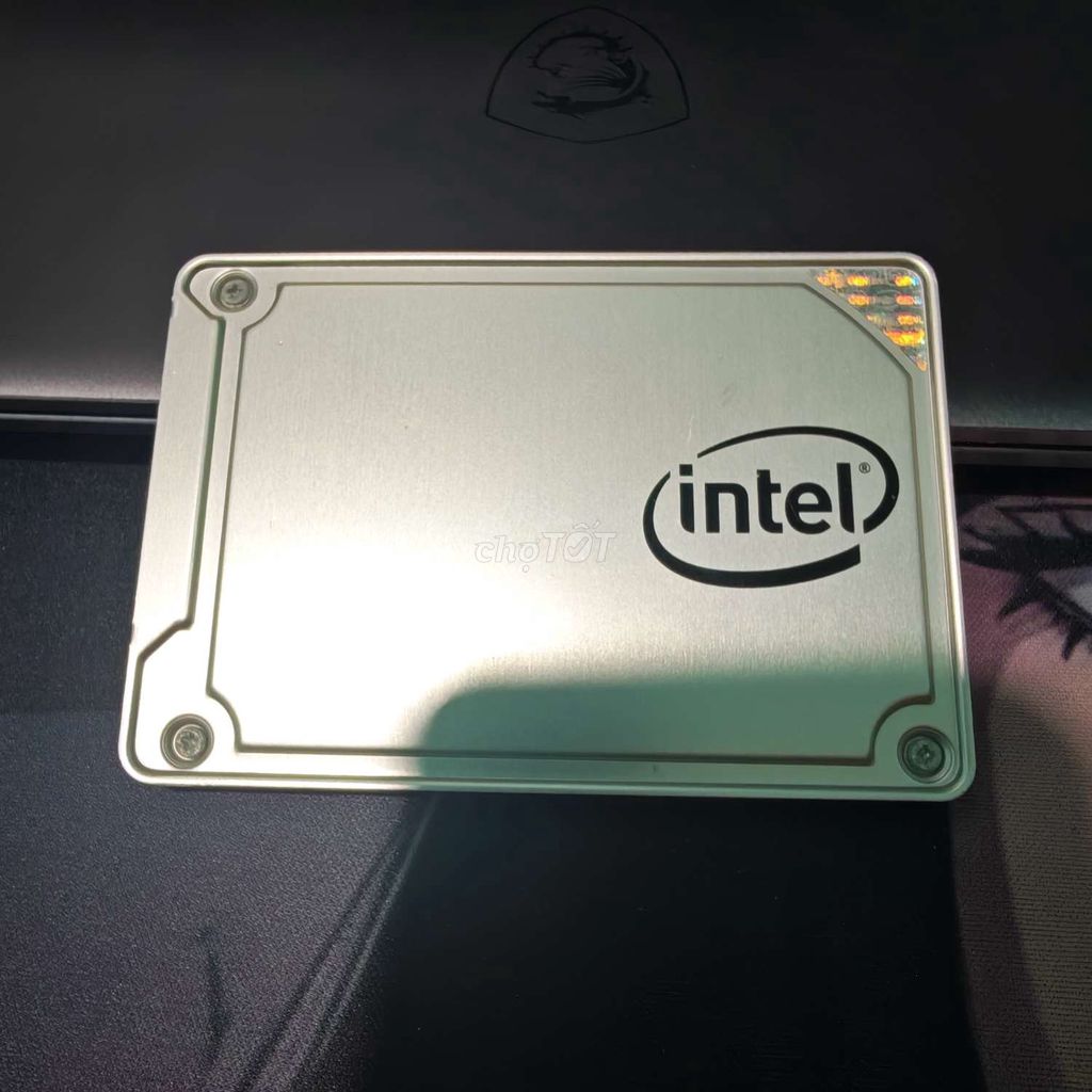 Ổ cứng SSD Intel SSD 545s 256GB. Mua bán Linh kiện (RAM, Card...) tại Thành phố Pleiku Gia Lai được đăng bởi Hồ Đức Thắng hình 1