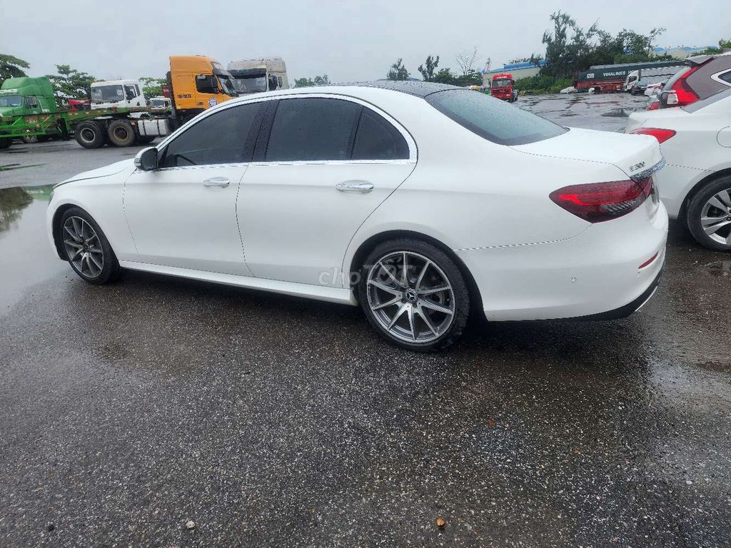 2021 E300 AMG - 3 km. Mua bán Ô tô tại Quận Ngô Quyền Hải Phòng được đăng bởi Nguyễn thuần hình 3