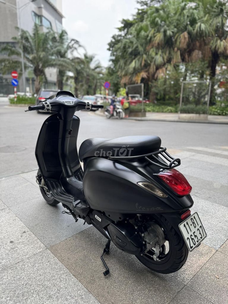 VESPA UP SPRINT Tặng Dầu Máy Dầu Láp Quạt Xoay Gió. Mua bán Xe máy tại Quận Cầu Giấy Hà Nội được đăng bởi minh khang hình 4