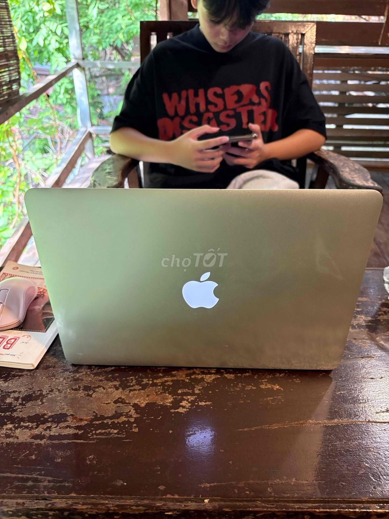 Apple MacBook Air 2017 Bạc. Mua bán Laptop tại Quận 8 Tp Hồ Chí Minh được đăng bởi Danh hình 1