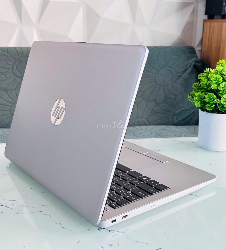 HP 240G8 i3 GEN 10, RAM 8, SSD 256, MÀN 14". Mua bán Laptop tại Quận Bình Tân Tp Hồ Chí Minh được đăng bởi Cẩm Nhung hình 3