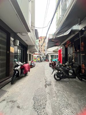 Nhà mới đẹp 4 tầng lầu Hẻm Xe Hơi - 565/89 Nguyễn Trãi, P.7, Q.5