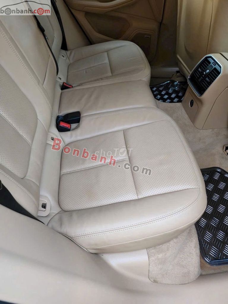 Porsche Macan 2.0 2017-Xanh dương. Mua bán Ô tô tại Quận 1 Tp Hồ Chí Minh được đăng bởi Mỹ Linh hình 3