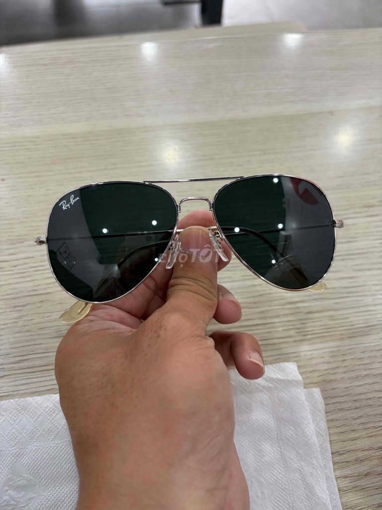 Kính Ray-Ban Xanh đen Italy. Mua bán Phụ kiện thời trang khác tại Quận Cầu Giấy Hà Nội được đăng bởi Hùng hình 1