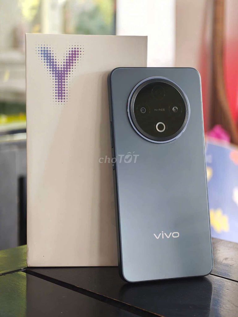 Vivo Y500 8GB/256GB ful hộp . Mua bán Điện thoại tại Quận Ninh Kiều Cần Thơ được đăng bởi  Quyên hình 1
